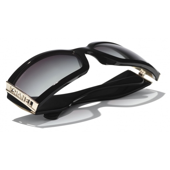 CHANEL Rectangle Sunglasses - Picture 1 of 12